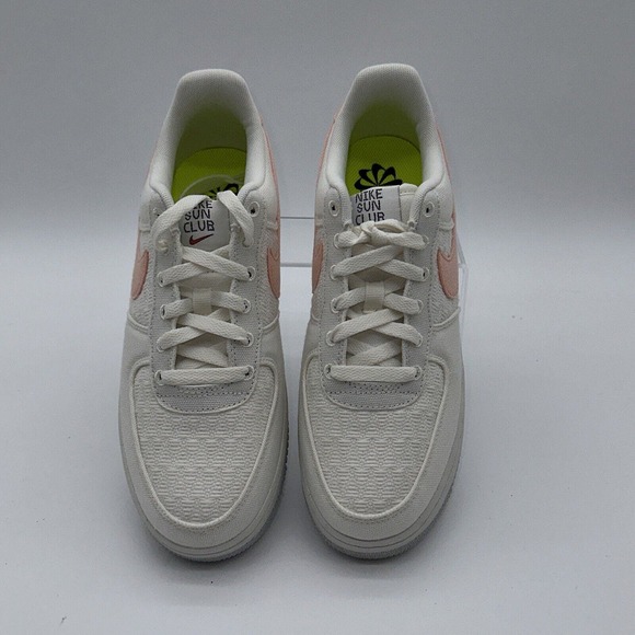 Nike Women's Size 8.5 Air Force 1 '07 (DJ9944 100) Running Sneaker Trainer HYPE - Picture 4 of 5